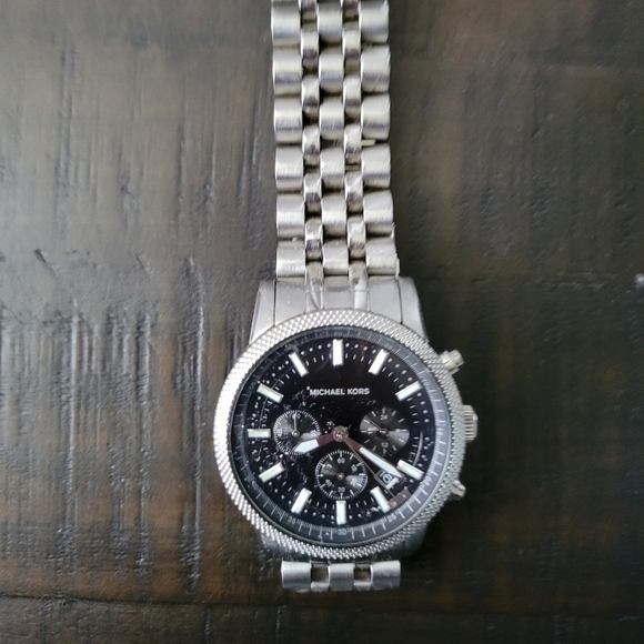 Michael Kors watch - Picture 4 of 4